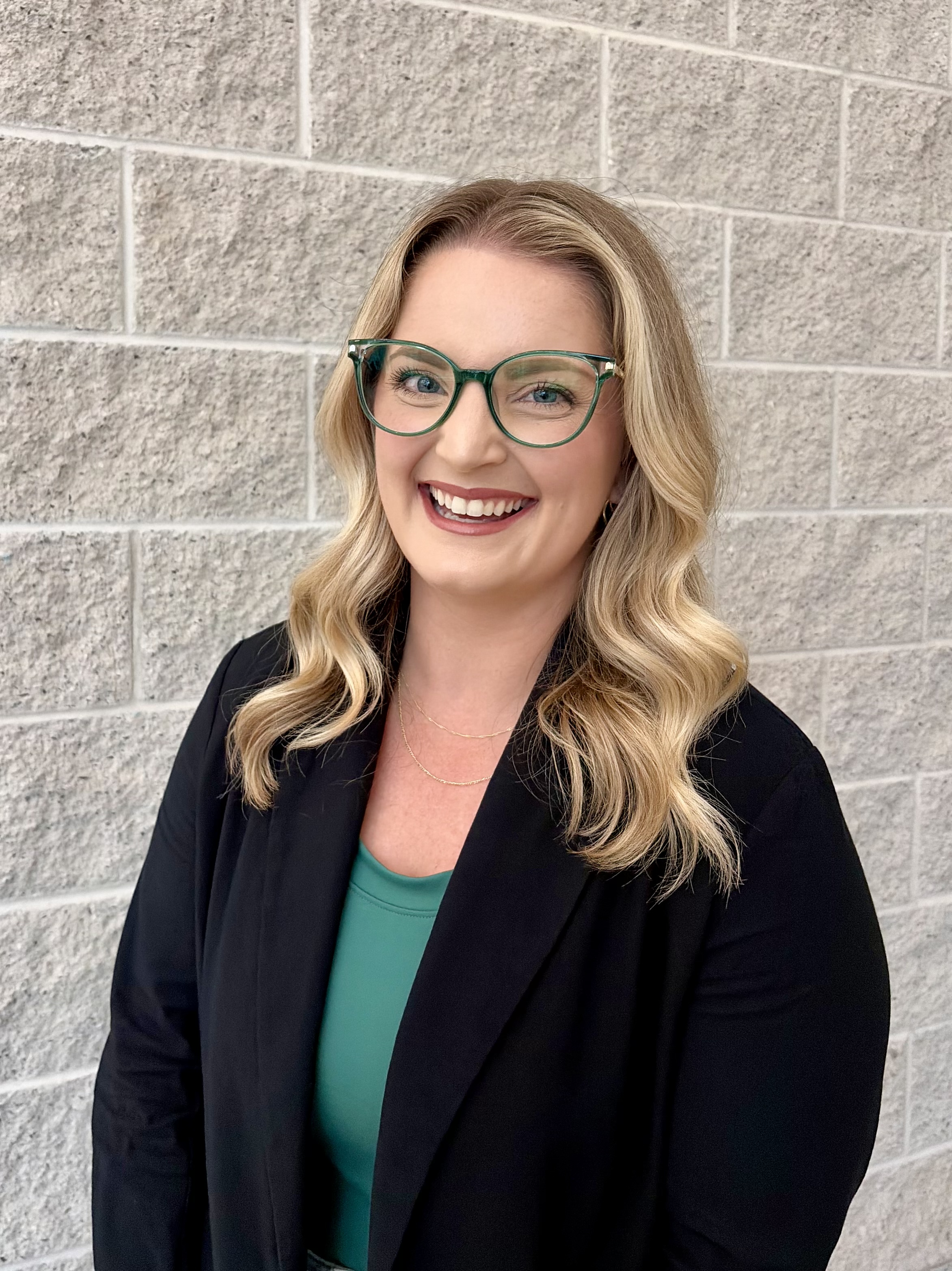 Meagan Manders headshot